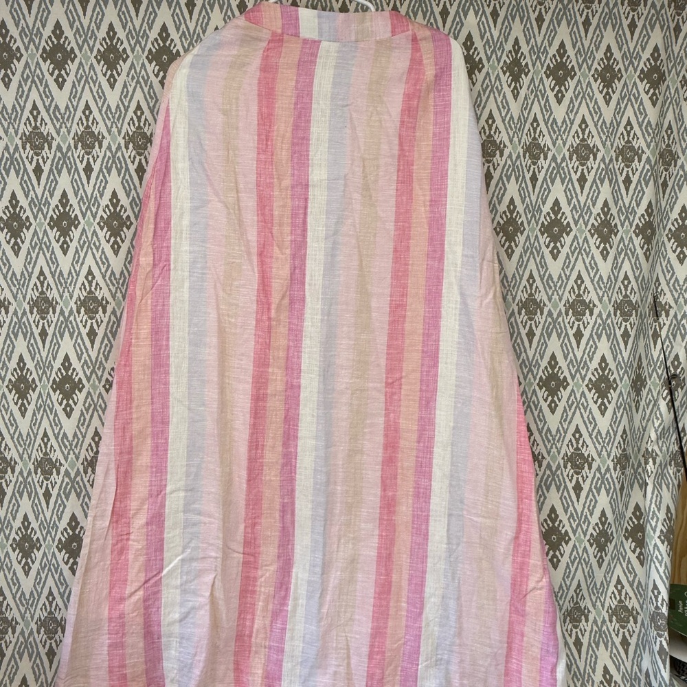 Splendid Pink Skirt for Resort Wear